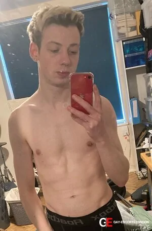 Bisexual Escort James 28yr - rimming