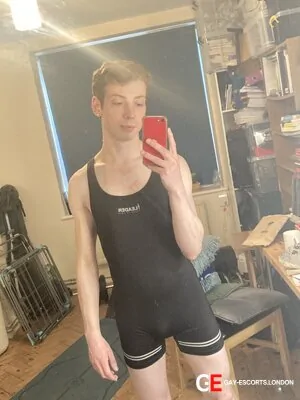Bisexual Escort James 28yr - blowjob