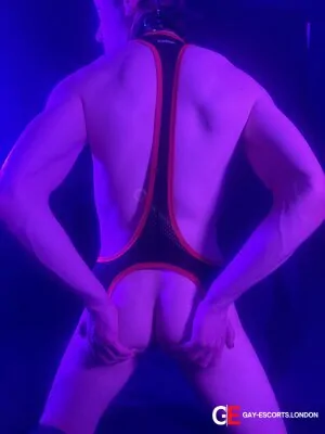 Bisexual Escort James 28yr - rimming