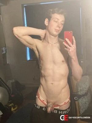Bisexual Escort James 28yr - dirty talk