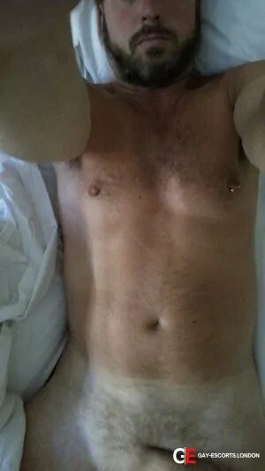 Gay Escort Jonny 53yr - cum on body