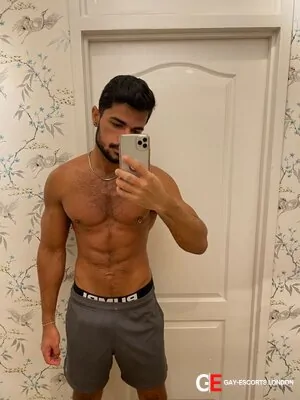 Gay Escort Franksuel 32yr - licking