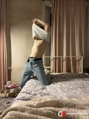 Gay Escort Mike 31yr - always safe sex