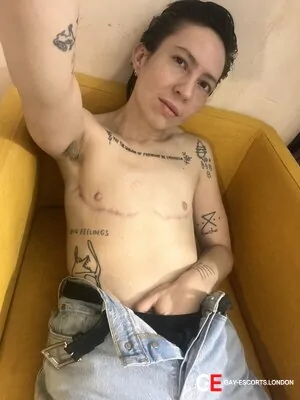 Gay Escort Mike 31yr - always safe sex