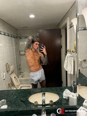 Bisexual Escort Jakey 31yr - rimming