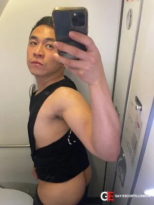 Gay Escort Timmy 29yr - exhibitionist
