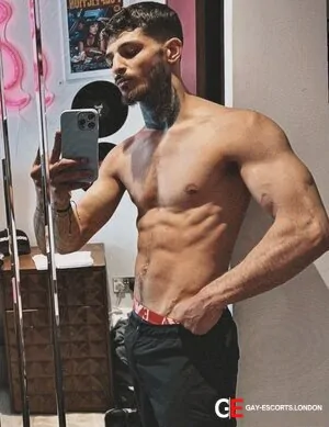 Bisexual Escort Anthon 24yr - trios