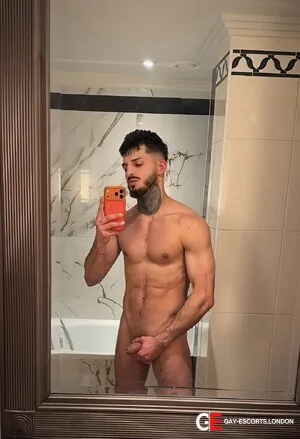 Bisexual Escort Anthon 24yr - pnp