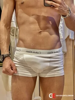 Bisexual Escort ⚜️davyd⚜️ 21yr - trios