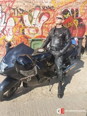 Gay Escort Graham 39yr - role