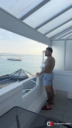 Bisexual Escort Brad_proo 22yr - double penetration
