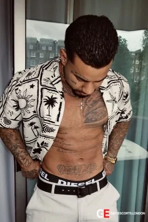 Bisexual Escort Brad_proo 22yr - double penetration