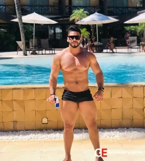 Bisexual Escort Jhonnbrasil 29yr - rimming