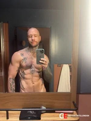 Gay Escort Parker 33yr - sucking