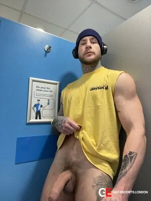 Gay Escort Parker 33yr - sucking