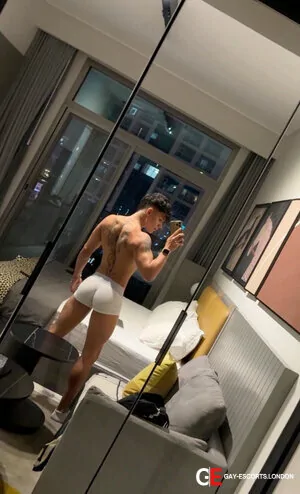 Gay Escort Luan 21yr - massage