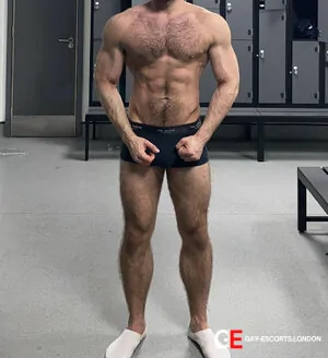 Bisexual Escort Alex 24yr - gangbang