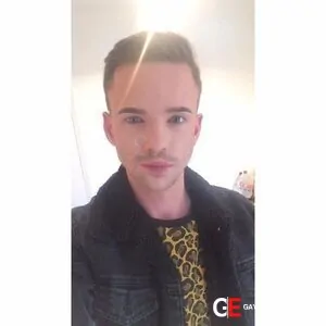 Gay Escort Ryan Young 30yr - role