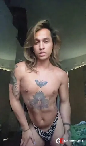 Gay Escort Kandy 25yr - double penetration
