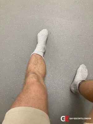Gay Escort Torren 45yr - cum on body