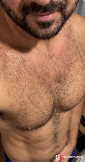 Bisexual Escort Leo 35yr - trios