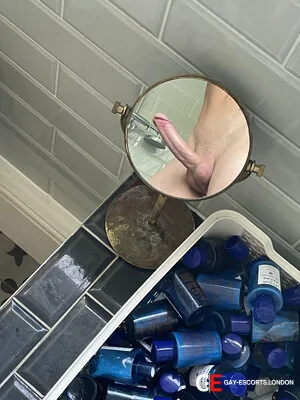 Bisexual Escort Oliver 19yr - always safe sex
