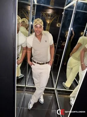 Bisexual Escort Kevin Xxxl 24yr - role