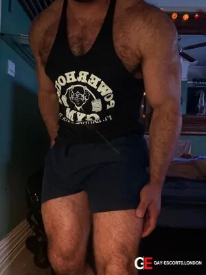 Bisexual Escort Vini 38yr - trios
