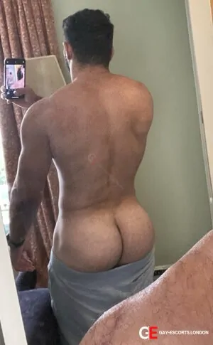 Bisexual Escort Vini 38yr - cum on body