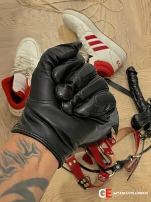 Bisexual Escort Cristian 30yr - rimming