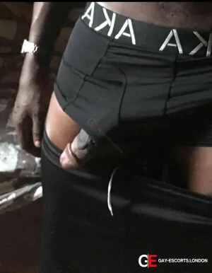 Bisexual Escort Bernard 32yr - gangbang