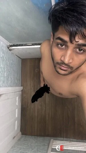 Bisexual Escort Reza 23yr - double penetration