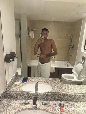 Bisexual Escort Luis Felipe 22yr - licking