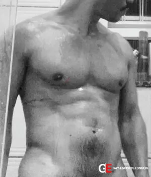 Gay Escort Jose Carlos 37yr - sucking