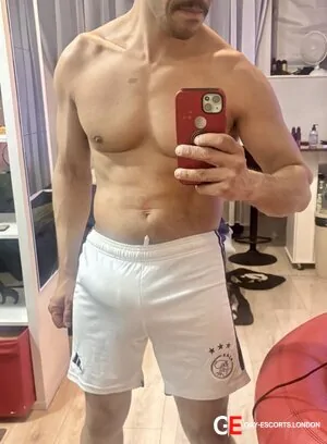 Gay Escort Eric 37yr - double penetration