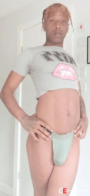 Bisexual Escort Mason 18yr - blowjob
