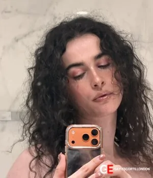 Bisexual Escort Cali 25yr - massage
