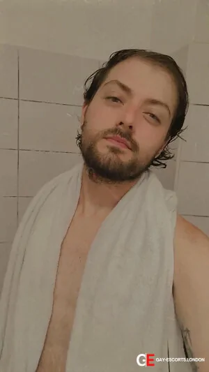 Gay Escort Arthur Felipe 33yr - role