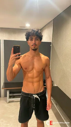 Gay Escort Marcos 26yr - always safe sex