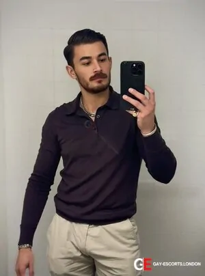 Gay Escort Attilah 28yr - double penetration