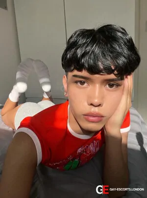 Gay Escort Armando 23yr - role