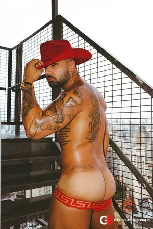 Bisexual Escort Lucas Xxl 27yr - sucking