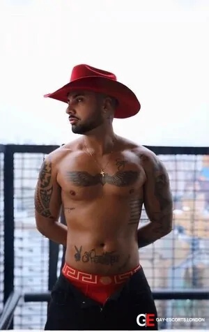 Bisexual Escort Lucas Xxl 27yr - role