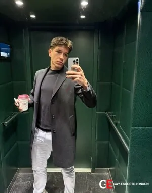 Bisexual Escort Adam 19yr - always safe sex