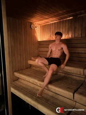 Bisexual Escort Felipexxl 23yr - massage