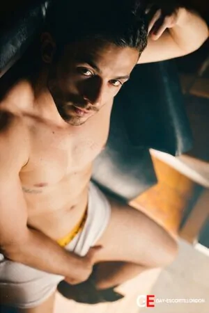 Gay Escort Diego 30yr - role