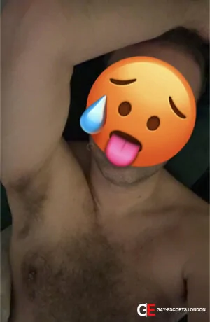 Gay Escort Reuben Jay 43yr - blowjob