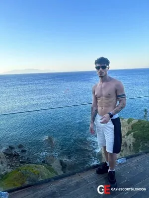 Gay Escort Pedro 23yr - trios