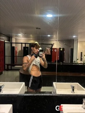 Gay Escort Pedro 23yr - trios