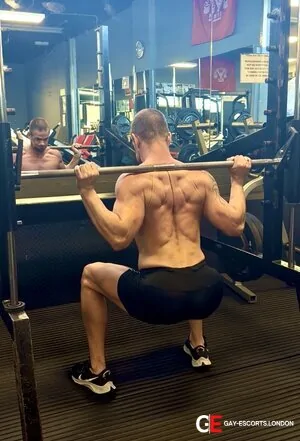 Gay Escort Billy 33yr - trios